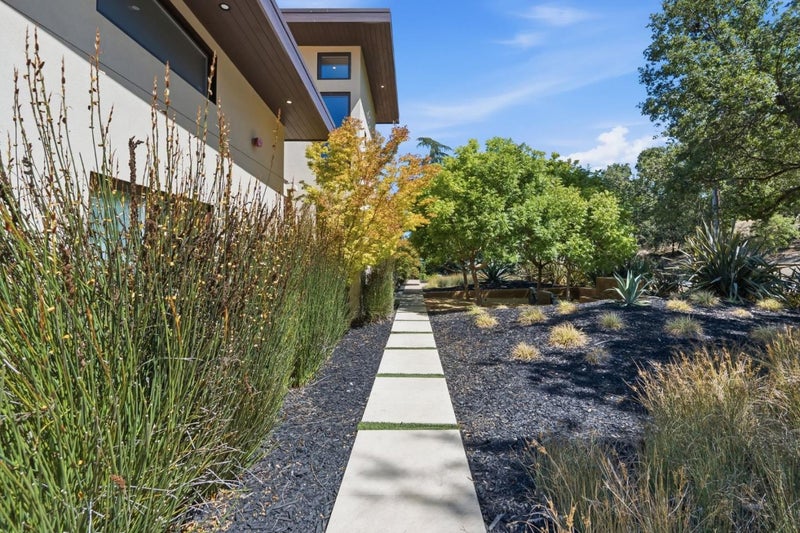 12271 Hilltop Drive