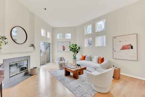 974 Alpine Terrace Unit 1, Sunnyvale, CA 94086 - MLS#: ML82000601
