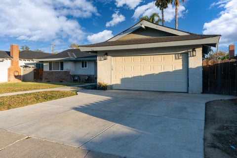 Tiny photo for 1062 Madison Avenue, LOS BANOS, CA 93635 (MLS # ML82025760)