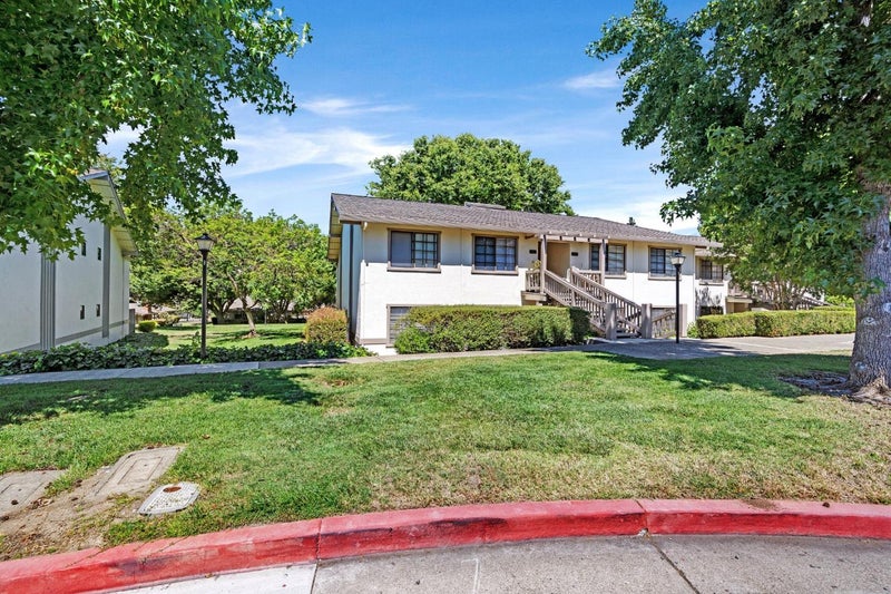 5118 Cribari Place