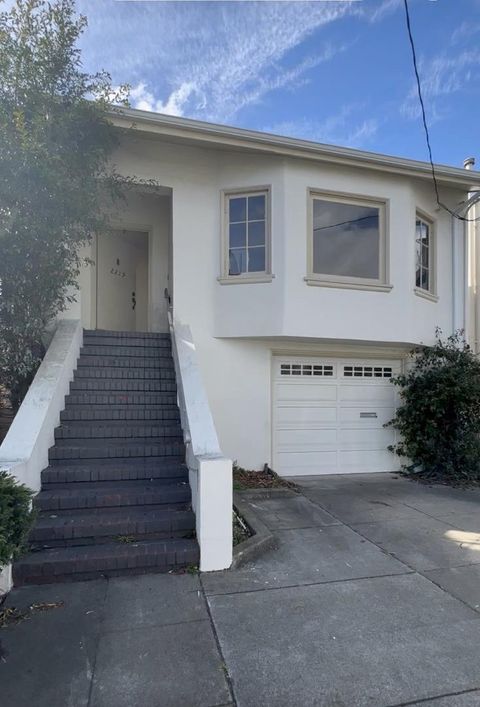 2219 17th Avenue SAN FRANCISCO CA 94116