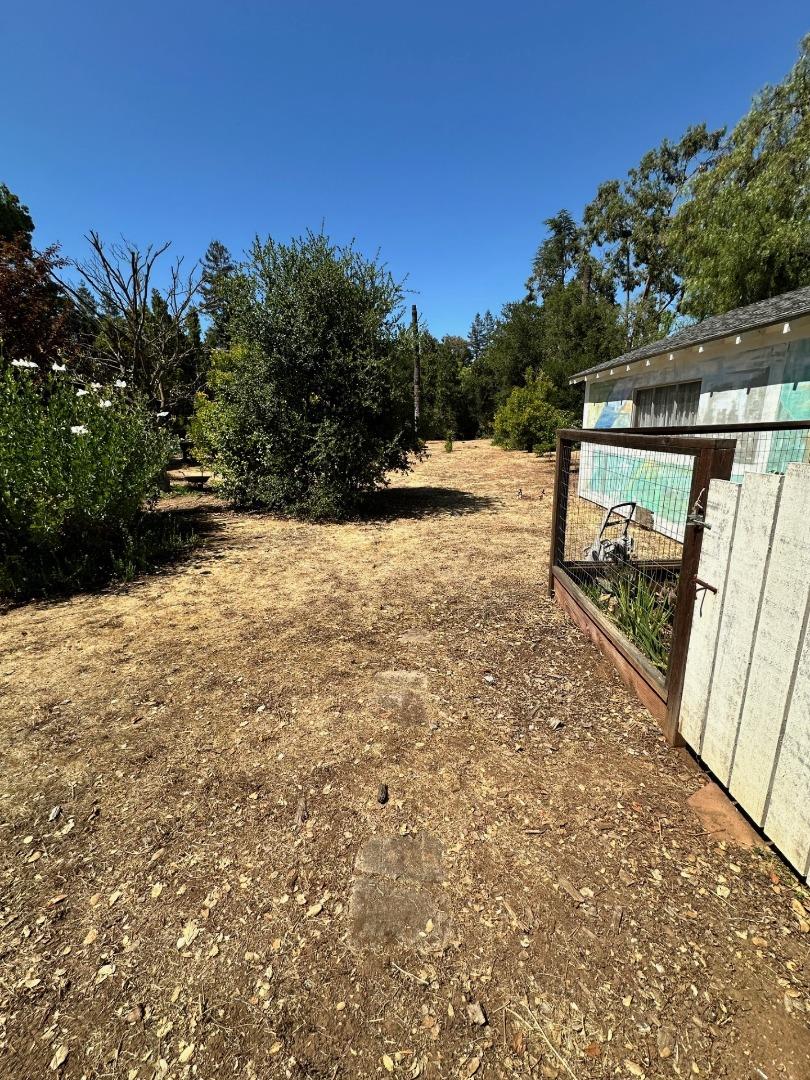 399 Hawthorne Avenue