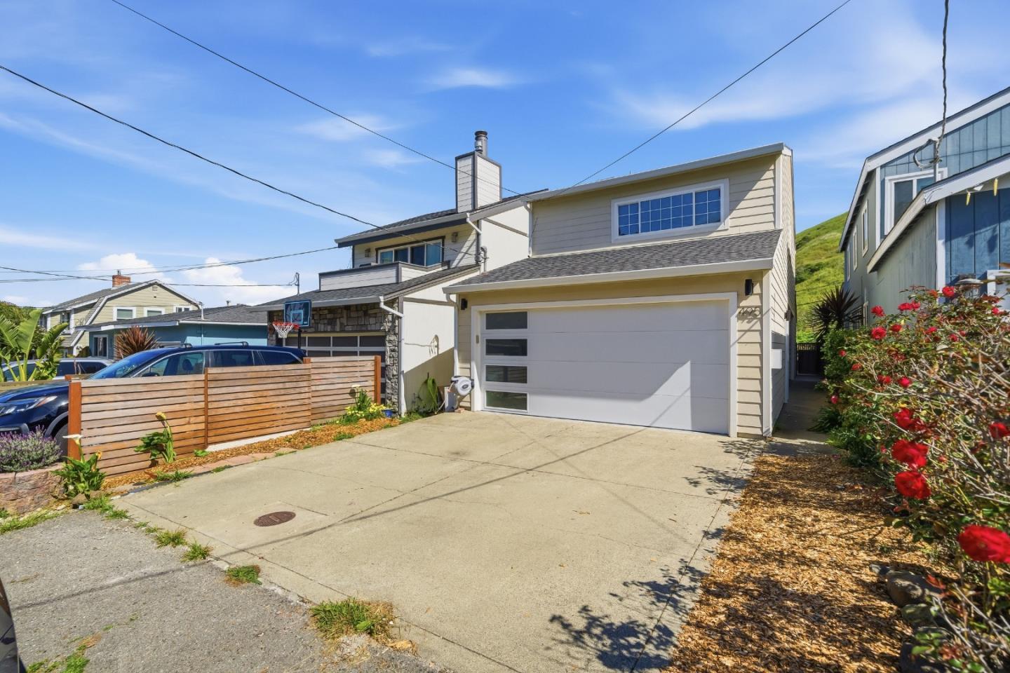 495 Ebken Street