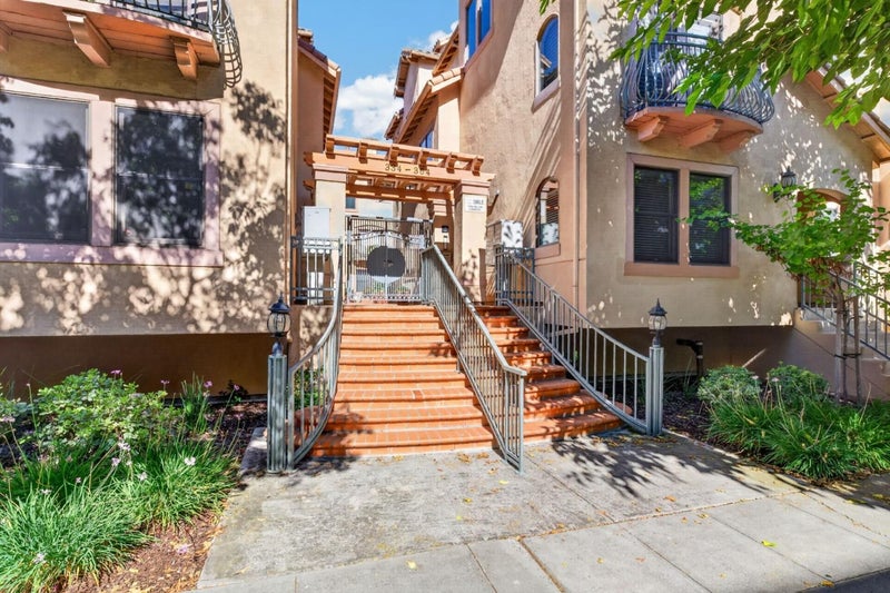 358 Bryant Street