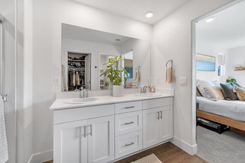 Tiny photo for 670 Wickham Court, GILROY, CA 95020 (MLS # ML82026506)