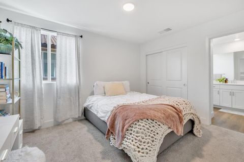 Tiny photo for 670 Wickham Court, GILROY, CA 95020 (MLS # ML82026506)