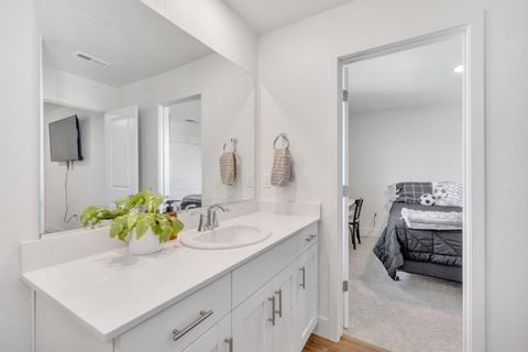 Tiny photo for 670 Wickham Court, GILROY, CA 95020 (MLS # ML82026506)