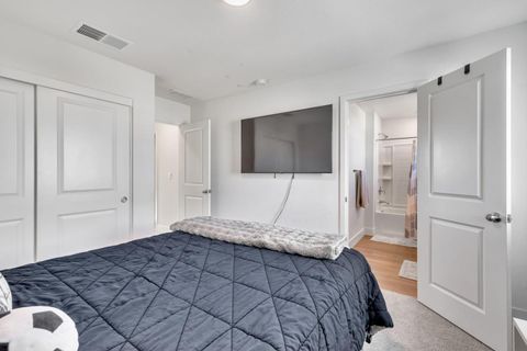 Tiny photo for 670 Wickham Court, GILROY, CA 95020 (MLS # ML82026506)