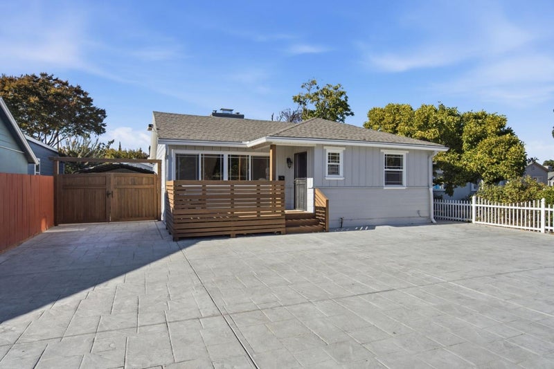 1038 Holly Street