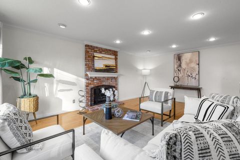 Tiny photo for 2741 Doverton Square, MOUNTAIN VIEW, CA 94040 (MLS # ML82028648)