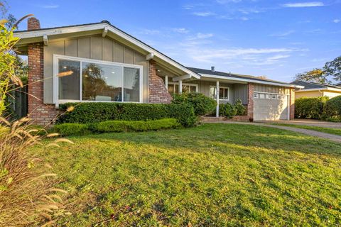 Tiny photo for 2741 Doverton Square, MOUNTAIN VIEW, CA 94040 (MLS # ML82028648)
