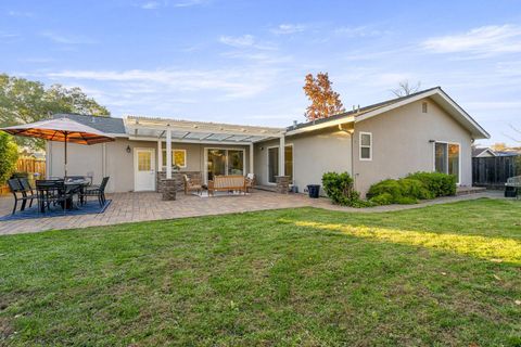 Tiny photo for 2741 Doverton Square, MOUNTAIN VIEW, CA 94040 (MLS # ML82028648)