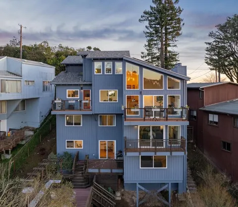 58 Villanova Drive, Oakland, CA 94611 - #: ML81993117