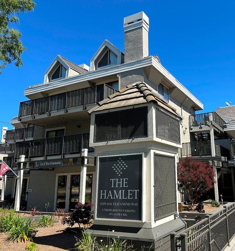 Photo of 4159 El Camino Way #M, PALO ALTO, CA 94306 (MLS # ML82042163)