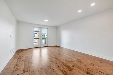 Tiny photo for 657 Walnut Street #437, SAN CARLOS, CA 94070 (MLS # ML82028350)