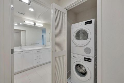 Tiny photo for 657 Walnut Street #437, SAN CARLOS, CA 94070 (MLS # ML82028350)