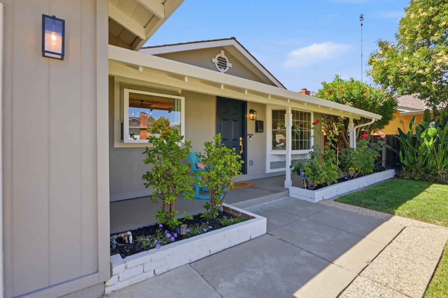 1645 Blackhawk Drive