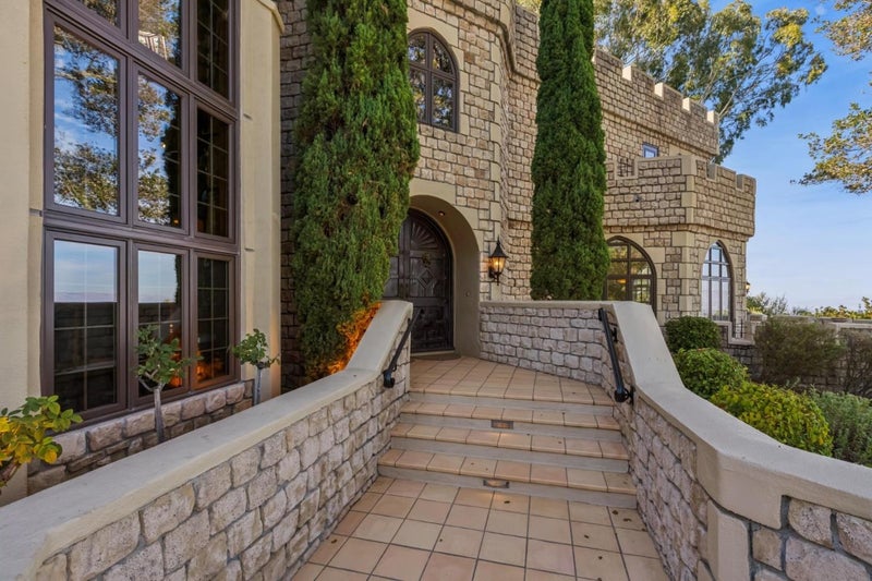 21449 Toll Gate Road
