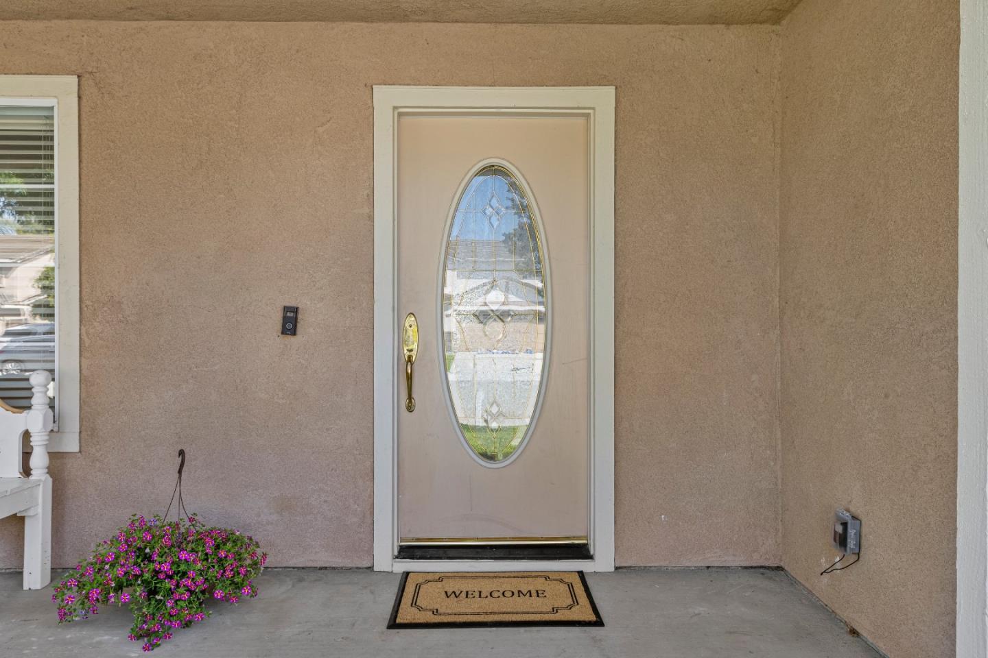 2521 Glenview Drive