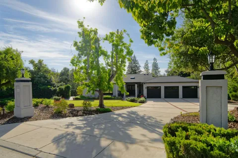 14429 Chester Avenue, Saratoga, CA 95070 - #: ML82005652
