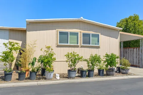 673 Hermitage Place Unit 673, San Jose, CA 95134 - #: ML82025258