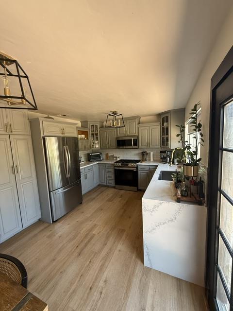 13928 Gardenland Avenue