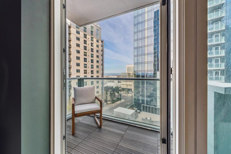 188 West Saint James Street 10803