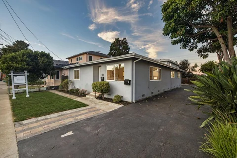 MLS: ML82060982