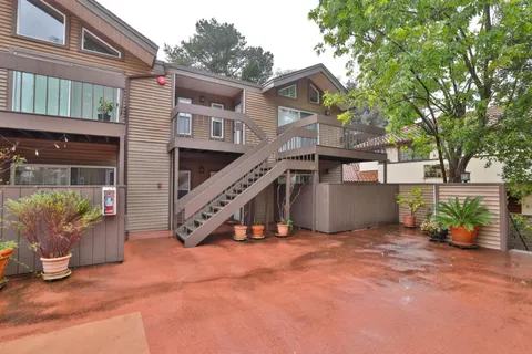 772 Walnut Street Unit 18, San Carlos, CA 94070 - MLS#: ML81996308