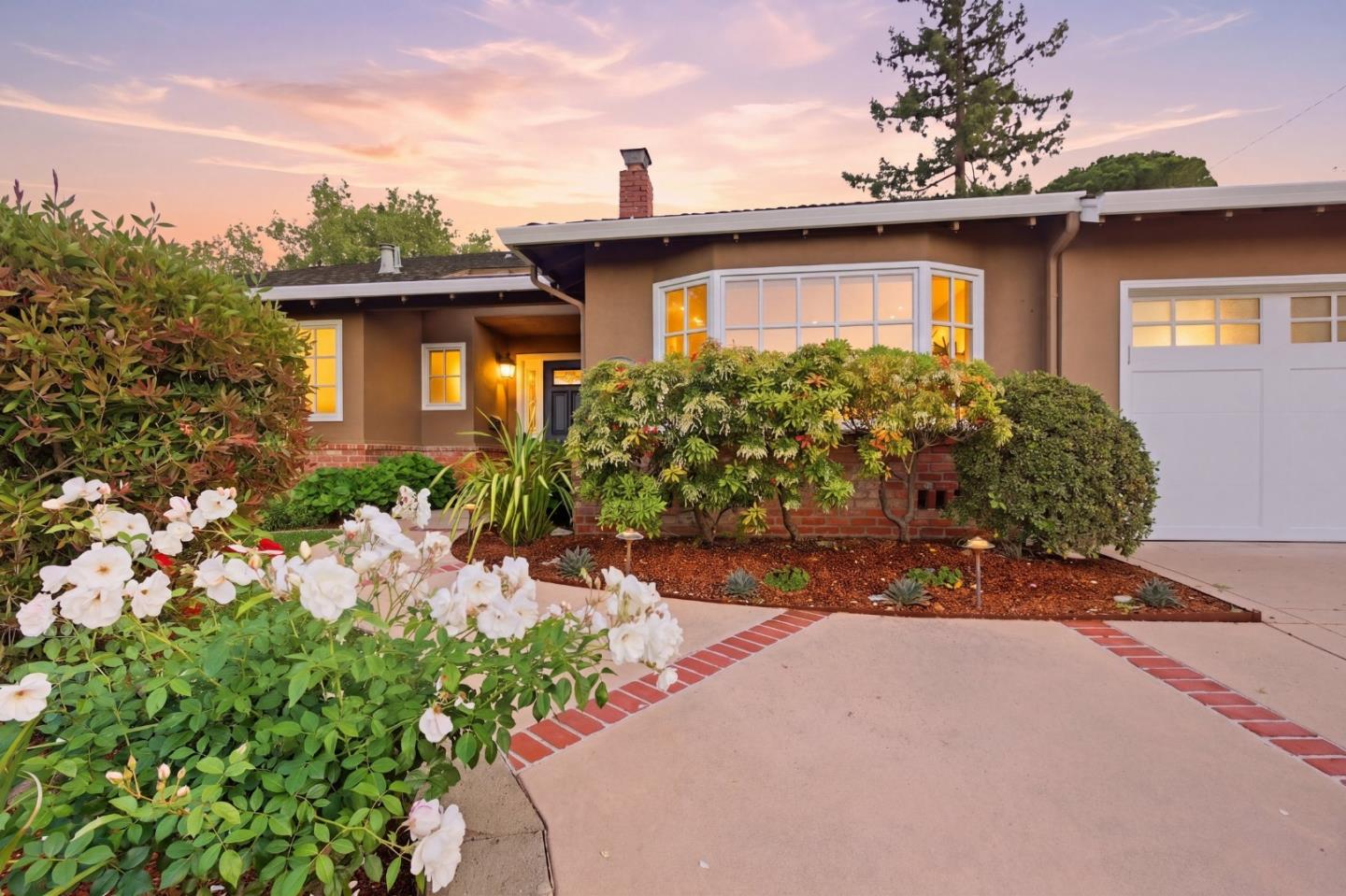 2176 Blossom Crest Way