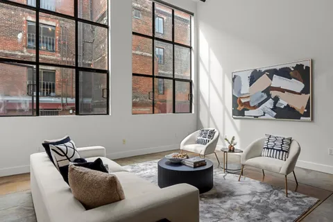 1 Clarence Place Unit 5, San Francisco, CA 94107 - #: ML81996059