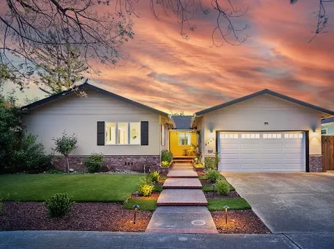 5493 Muir Drive, San Jose, CA 95124 - #: ML81999506