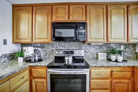 Tiny photo for 3123 Lake Trasimeno Drive, SAN JOSE, CA 95135 (MLS # ML82036708)