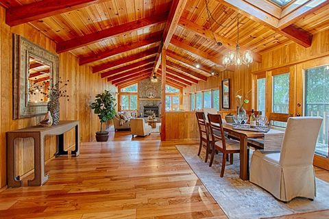 Featured picture for the property ML81955492