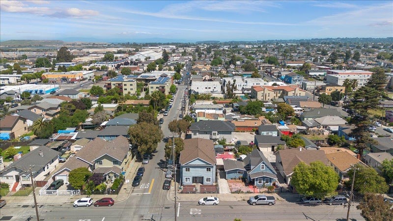 203 Bissell Avenue