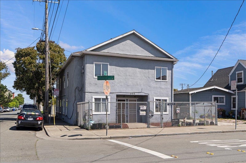 203 Bissell Avenue