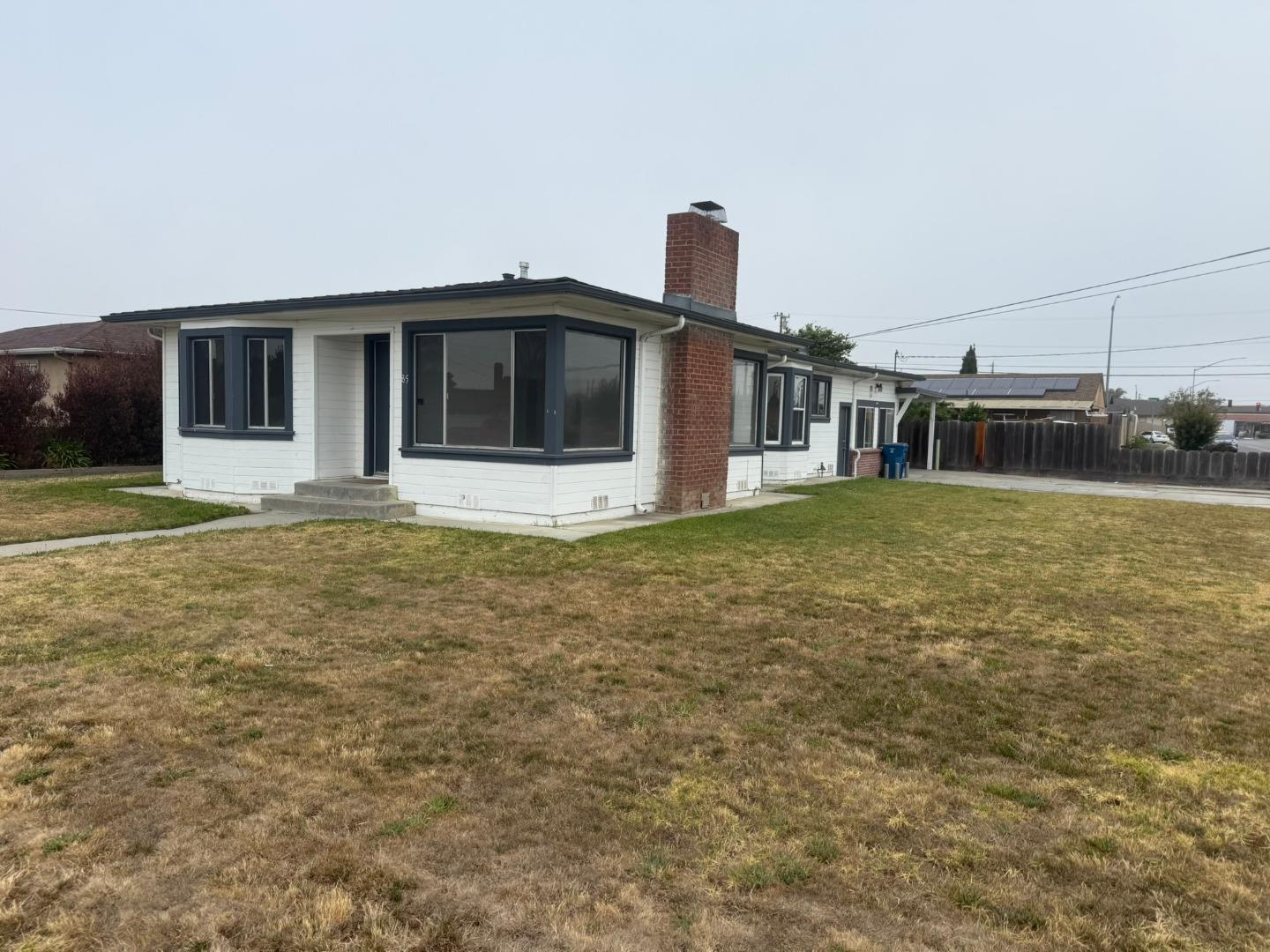 85 Paloma Avenue