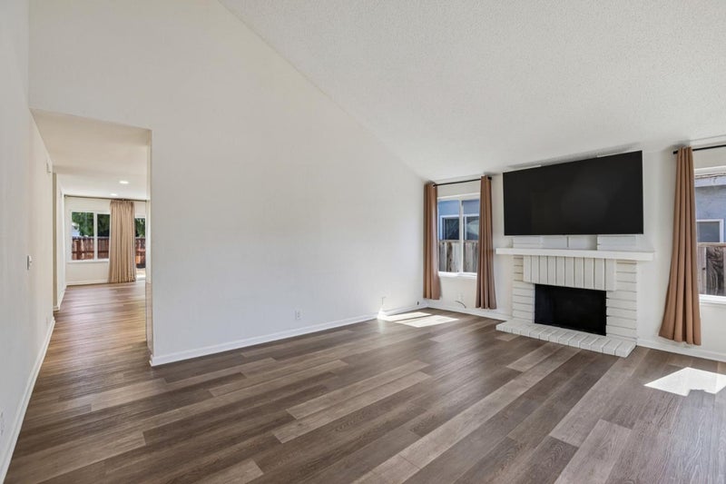 4428 Adragna Court