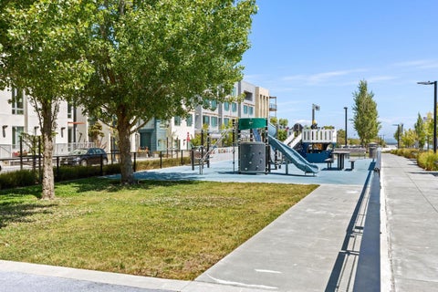 Tiny photo for 451 Donahue Street #407, SAN FRANCISCO, CA 94124 (MLS # ML82053759)