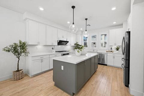 Tiny photo for 905 De Guigne Drive #2, Sunnyvale, CA 94085 (MLS # ML82031046)