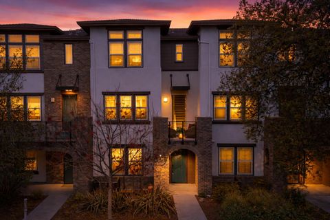 Tiny photo for 905 De Guigne Drive #2, Sunnyvale, CA 94085 (MLS # ML82031046)