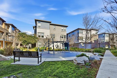 Tiny photo for 905 De Guigne Drive #2, Sunnyvale, CA 94085 (MLS # ML82031046)