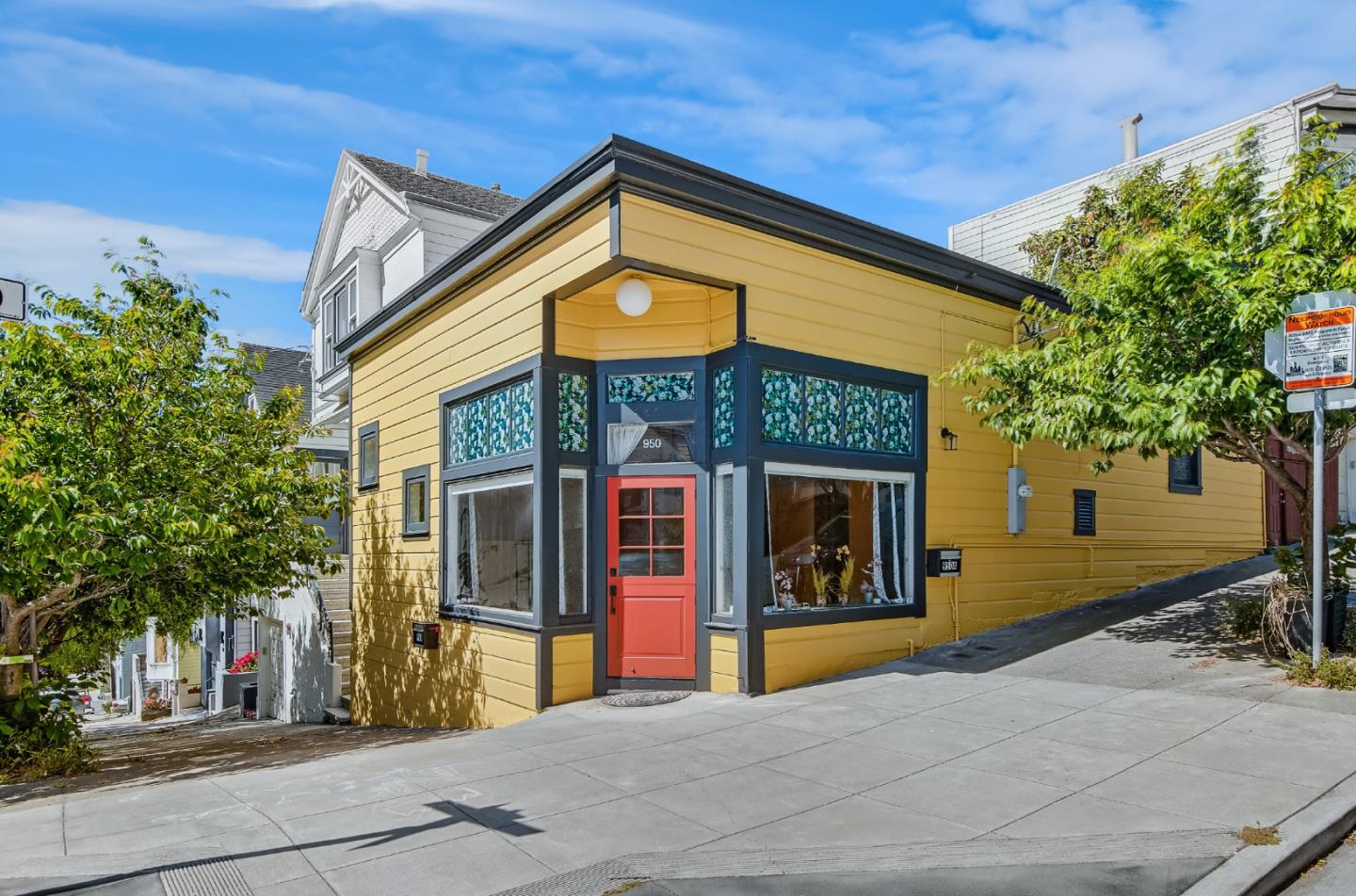 950 Noe Street