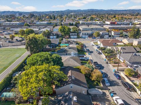 Tiny photo for 1318 Huron Avenue, SAN MATEO, CA 94401 (MLS # ML82028035)