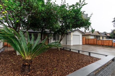 Tiny photo for 2680 Chopin Avenue, San Jose, CA 95122 (MLS # ML82027554)