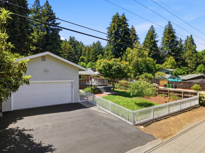 5851 Plateau Drive