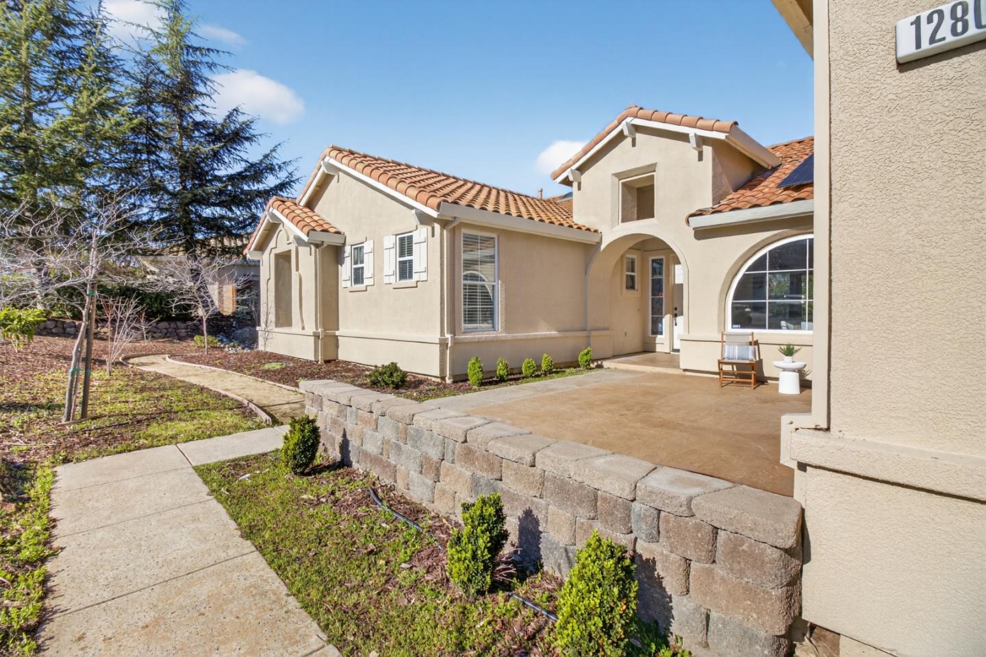 1280 Quail Ridge Way