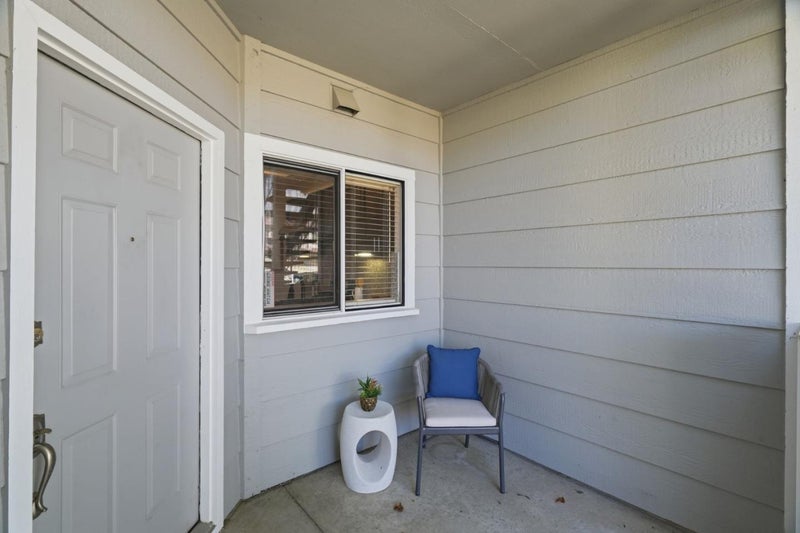 1637 Thorncrest Drive