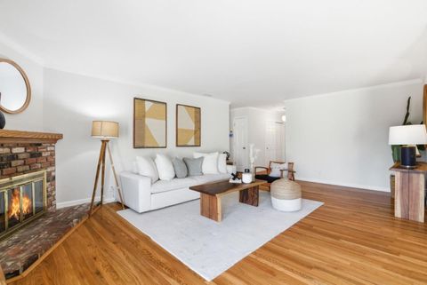 Tiny photo for 1747 Walnut Drive, MOUNTAIN VIEW, CA 94040 (MLS # ML82029718)