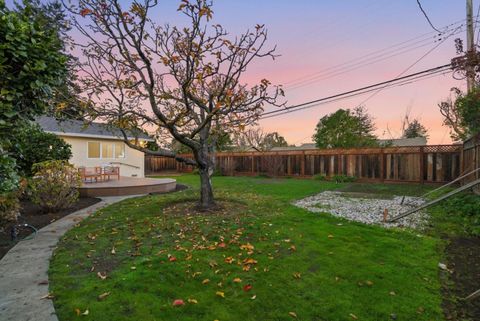 Tiny photo for 1747 Walnut Drive, MOUNTAIN VIEW, CA 94040 (MLS # ML82029718)